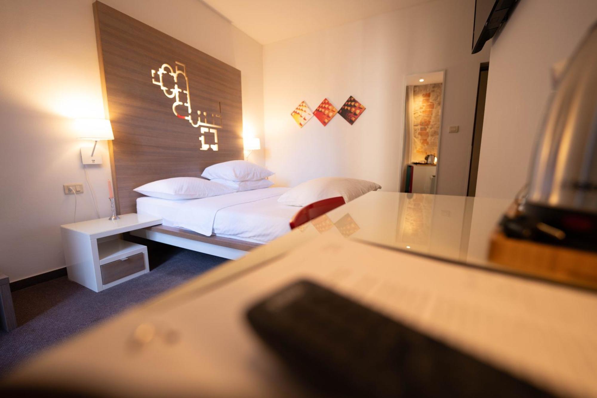 Slavija Culture Heritage Hotel Сплит Екстериор снимка