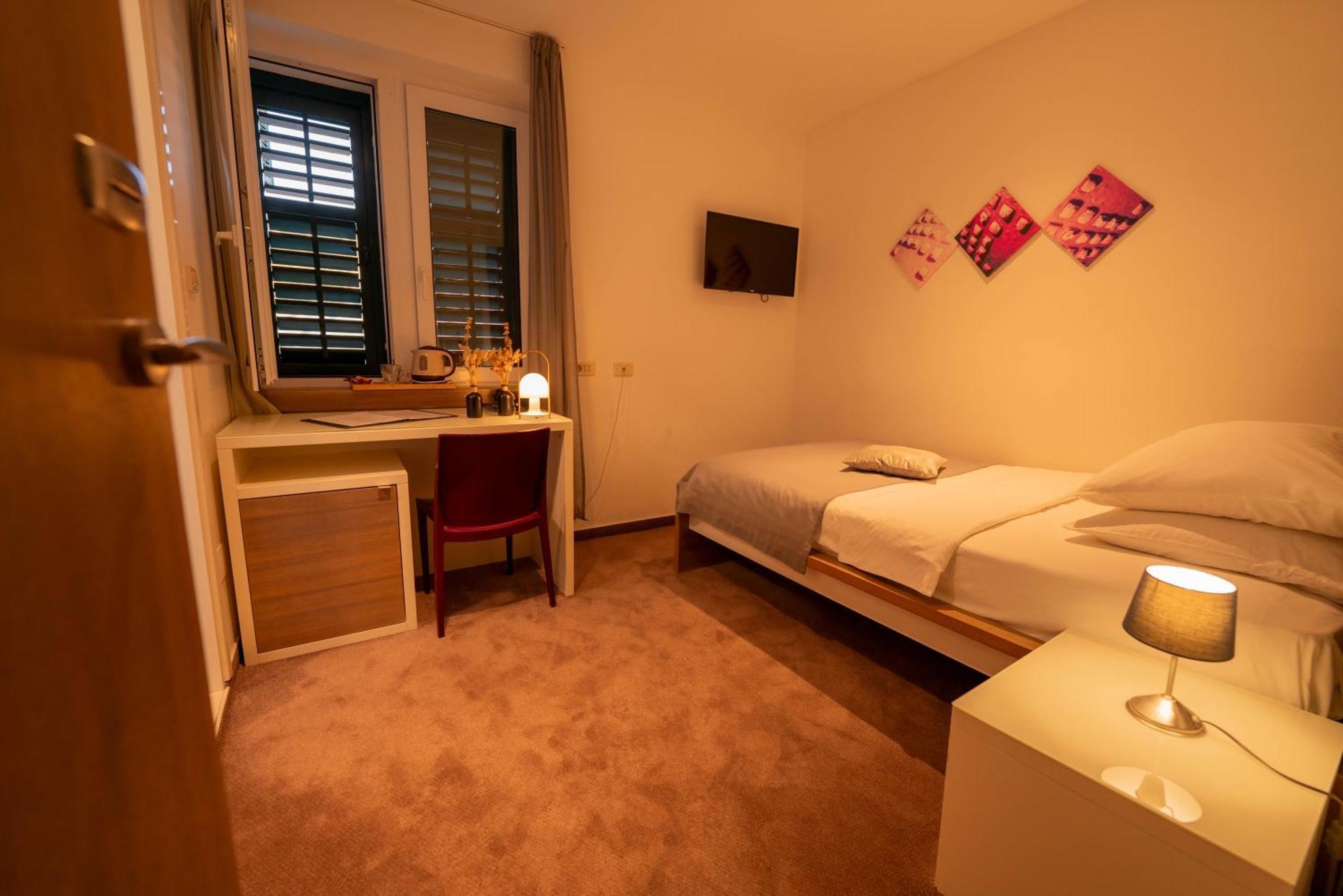 Slavija Culture Heritage Hotel Сплит Екстериор снимка